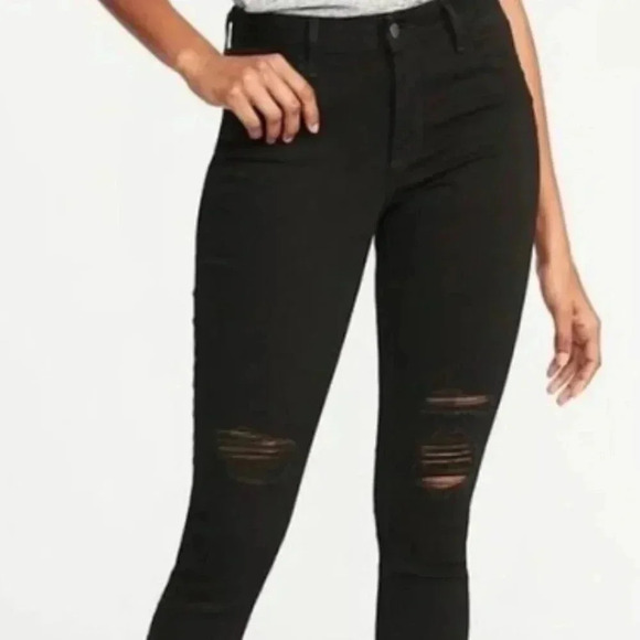 Old Navy Denim - Old Navy Rockstar Super Skinny High rise Black Size 4